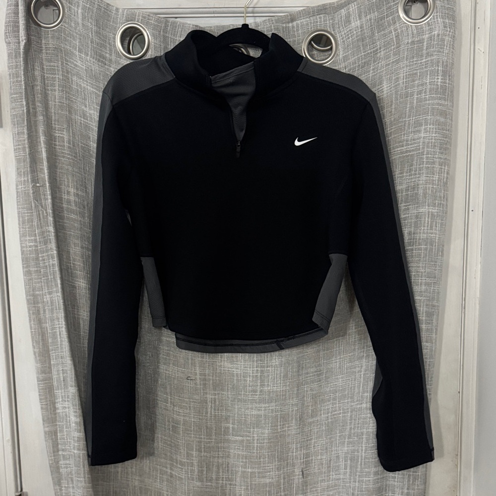 Nike Women's Black and Gray Sweatshirt